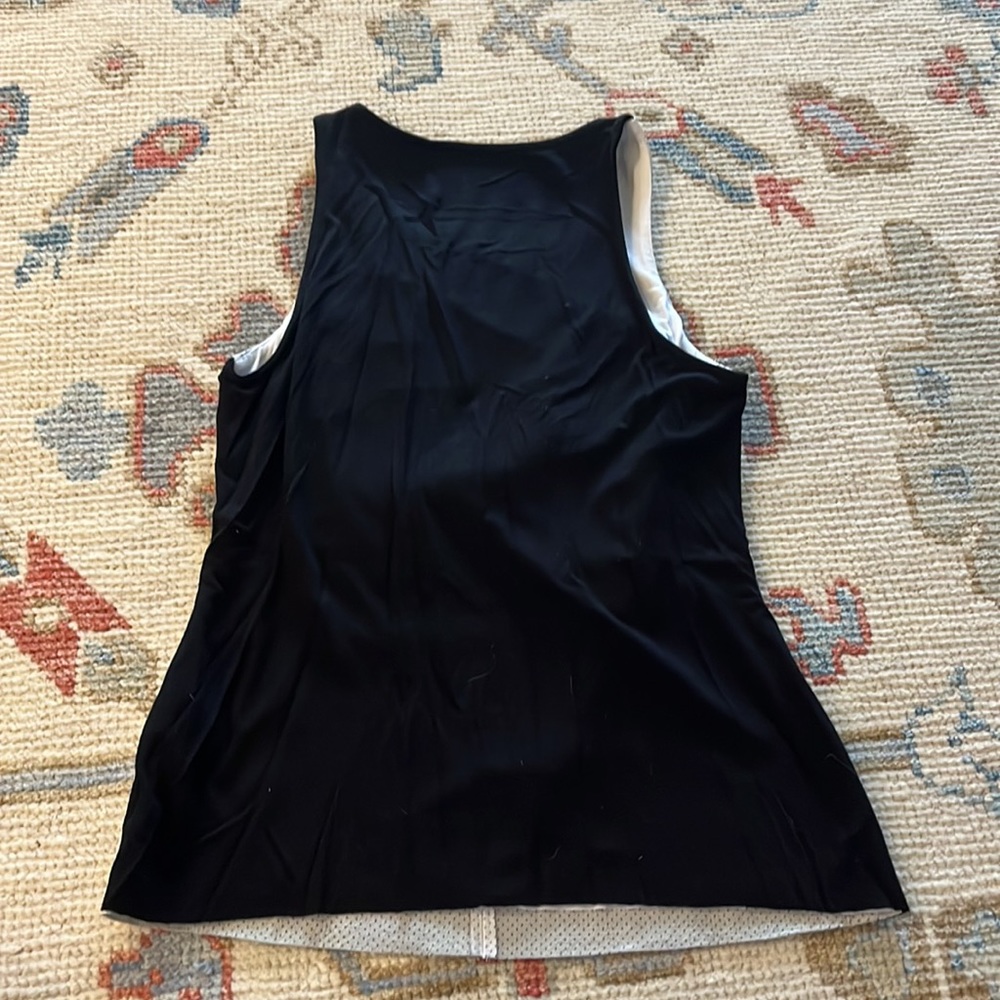 Intermix - Picture 4 of 8